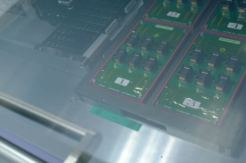 電腦儲存設備廠內幕大揭秘 從顆粒篩選到軟硬件研發的完整鏈條